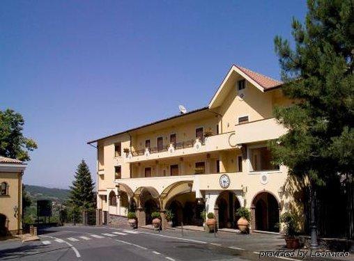 Hotel Airone Алберобело Екстериор снимка