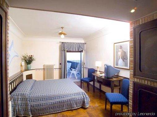 Hotel Airone Алберобело Екстериор снимка